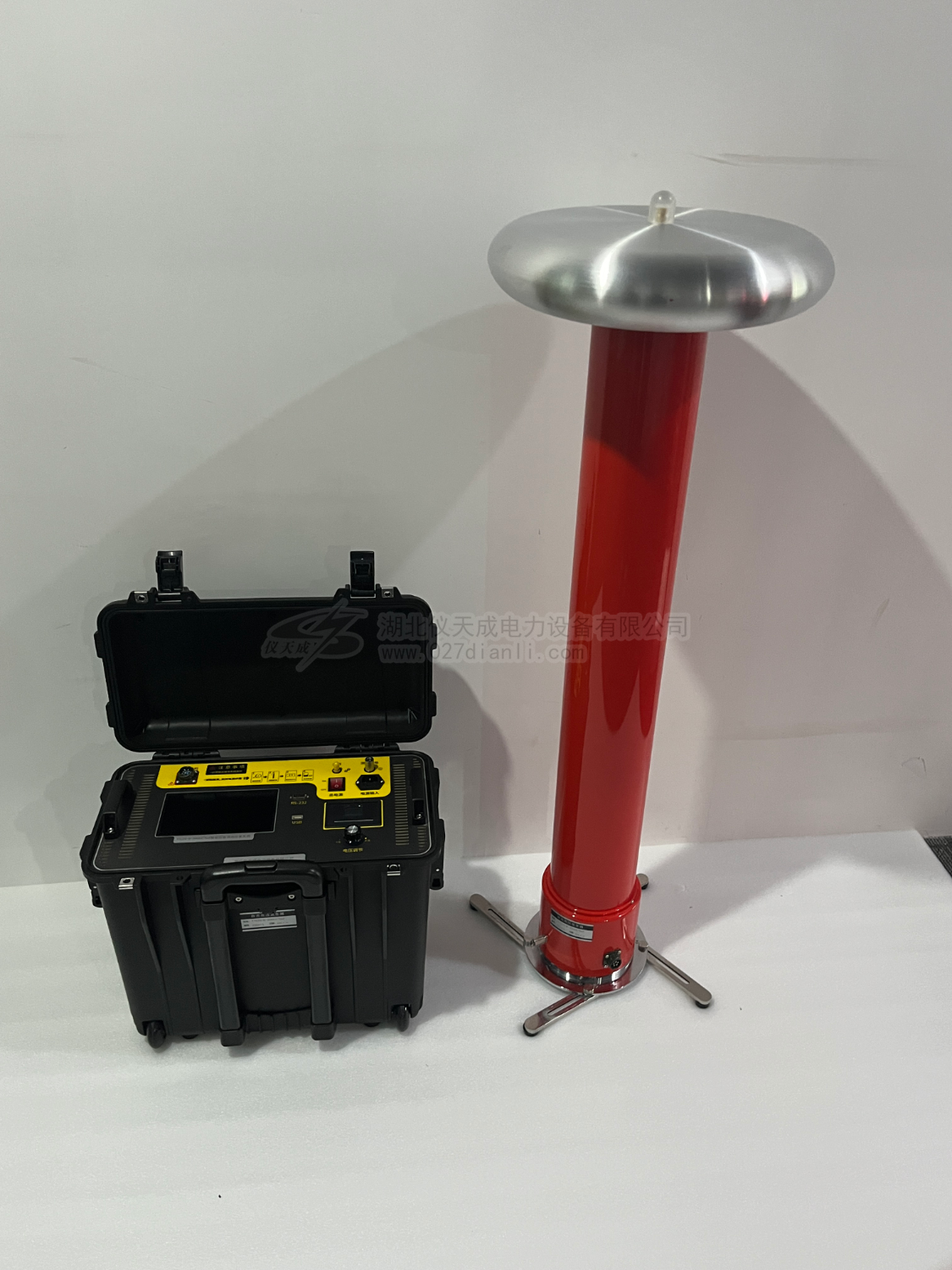 仪天成YTCZG-B-300kV智能型直流高压发生器耐压或泄露电流试验。